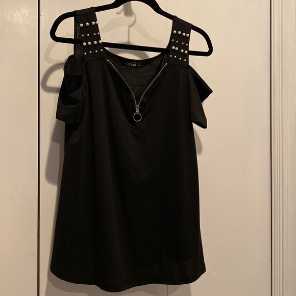 Cold Shoulder Top - Picture 2 of 5